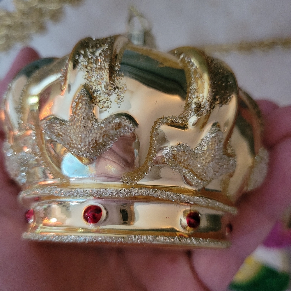 John Derian Crown Ornament ~ NWT/NIB ~ Target 2025 ~ Old World Look FINAL PRICE! - Picture 7 of 16